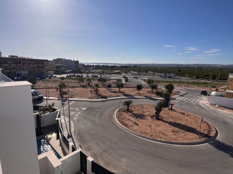 Villa for Sale in Los Montesinos, Alicante 30