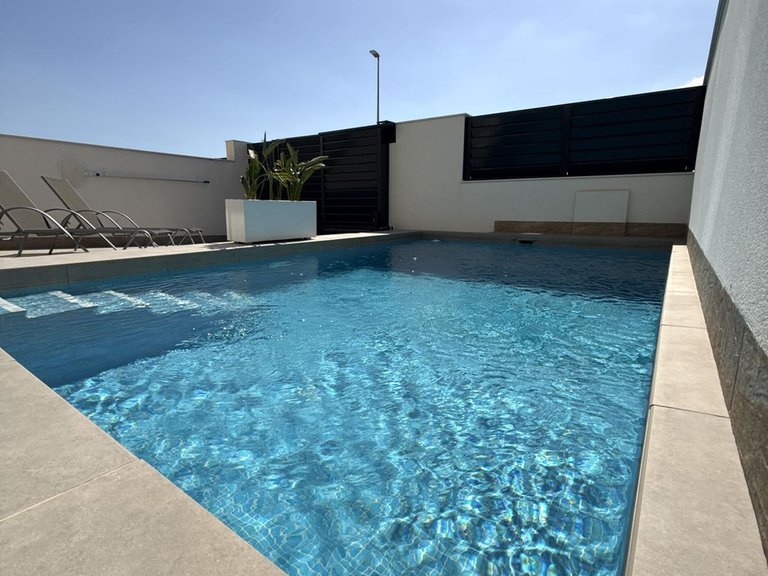 Villa for Sale in Los Montesinos, Alicante 9