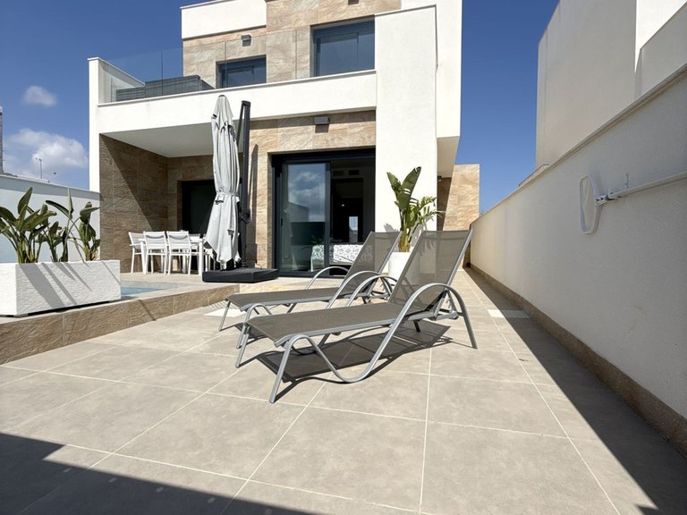 Villa for Sale in Los Montesinos, Alicante 14