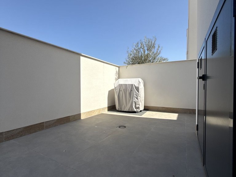 Villa for Sale in Los Montesinos, Alicante 16