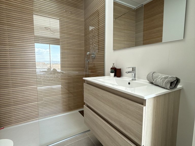 Villa for Sale in Los Montesinos, Alicante 49