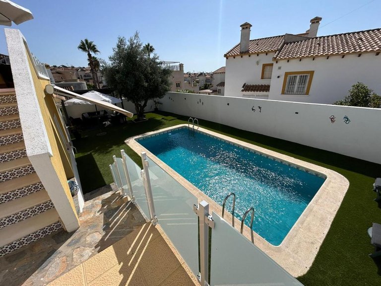 Villa for Sale in San Miguel De Salinas, Alicante 3