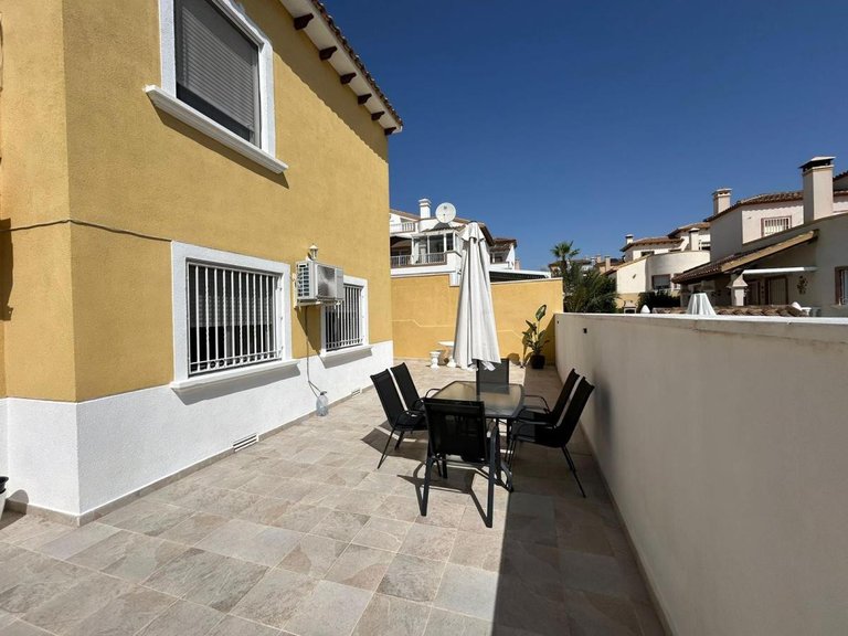 Villa for Sale in San Miguel De Salinas, Alicante 14