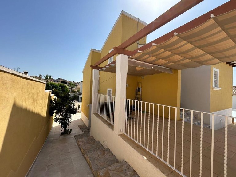 Villa for Sale in San Miguel De Salinas, Alicante 17