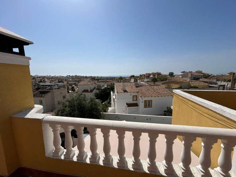 Villa for Sale in San Miguel De Salinas, Alicante 26