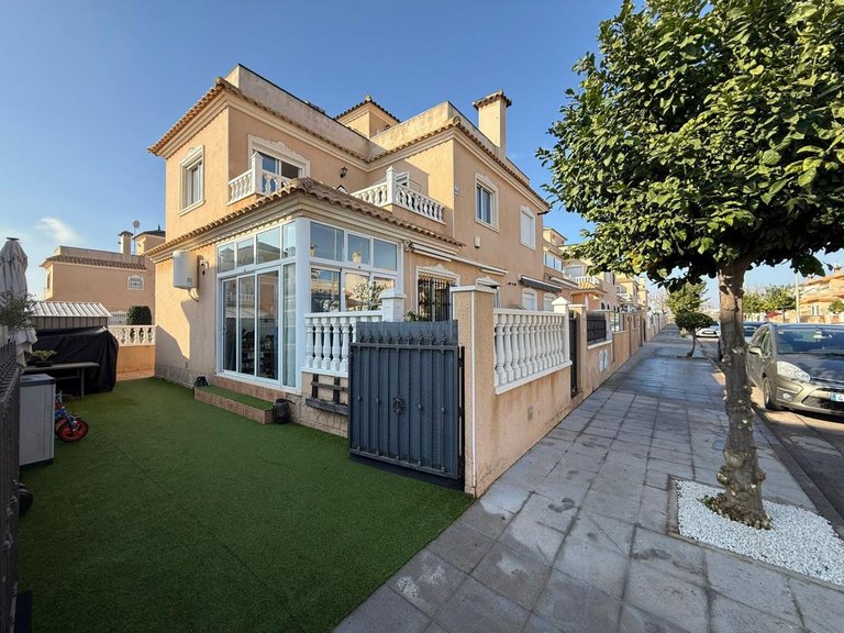 Town House for Sale in Torre De La Horadada, Alicante 5