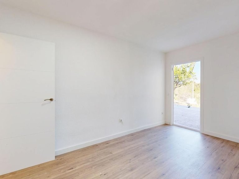 Apartment for Sale in Villamartin, Alicante 31