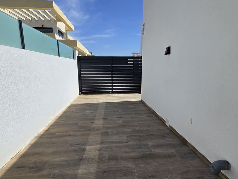 Villa for Sale in Los Montesinos, Alicante 37