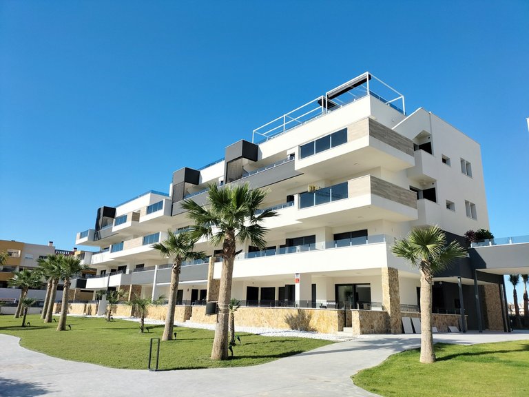 Apartment for Sale in Playa Flamenca, Alicante 3