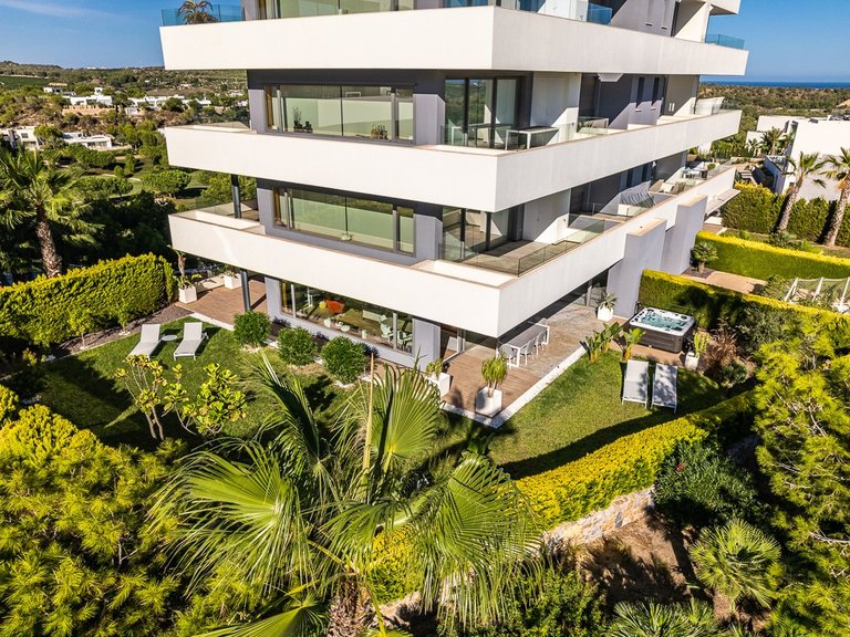 Apartment for Sale in Las Colinas, Alicante 1
