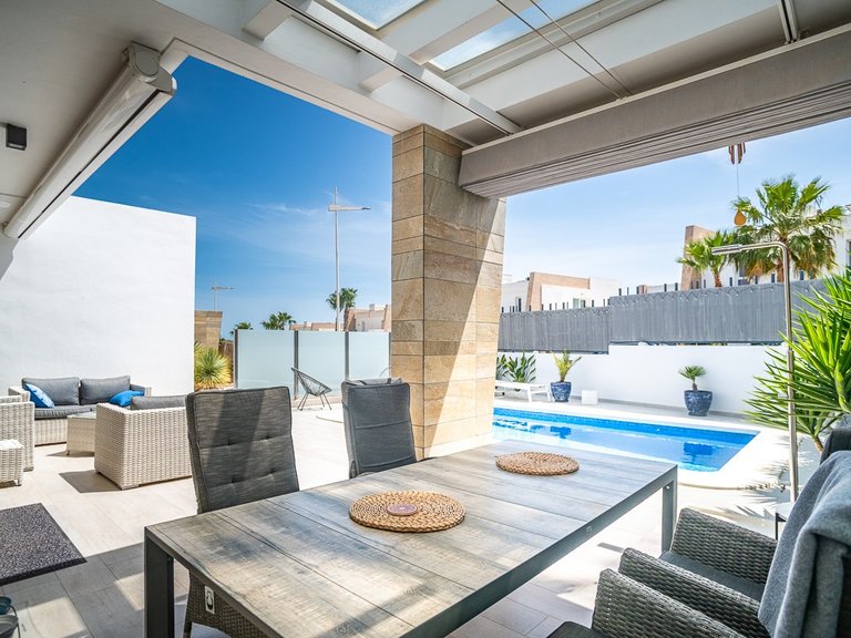 Villa for Sale in Algorfa, Alicante 6