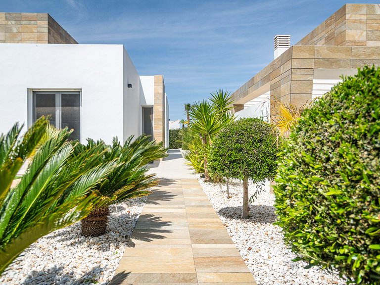 Villa for Sale in Algorfa, Alicante 11