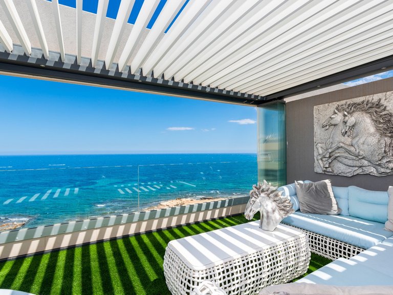Apartment for Sale in Punta Prima, Alicante 1