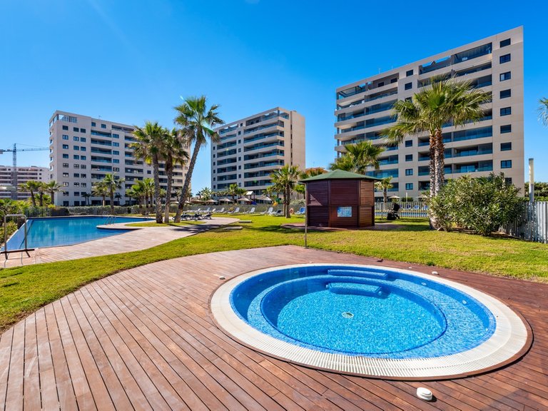 Apartment for Sale in Punta Prima, Alicante 36