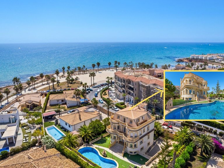 Villa for Sale in Playa Flamenca, Alicante 1