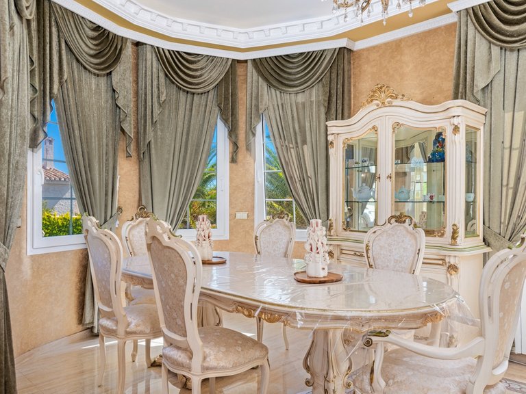 Villa for Sale in Playa Flamenca, Alicante 25
