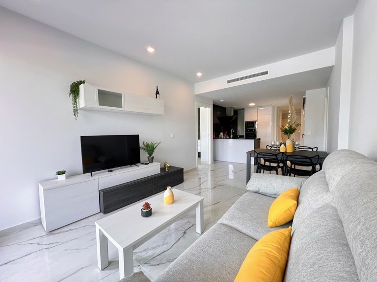 Apartment for Sale in Los Altos, Alicante 2