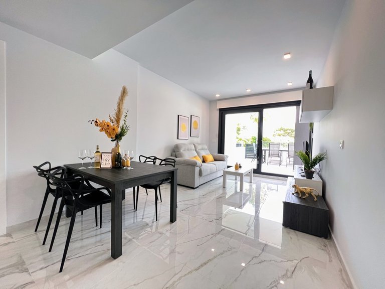 Apartment for Sale in Los Altos, Alicante 7