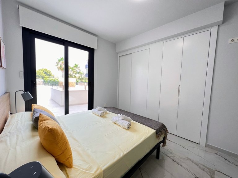 Apartment for Sale in Los Altos, Alicante 19