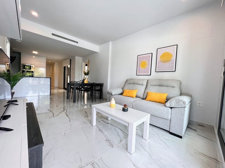 Apartment for Sale in Los Altos, Alicante 27