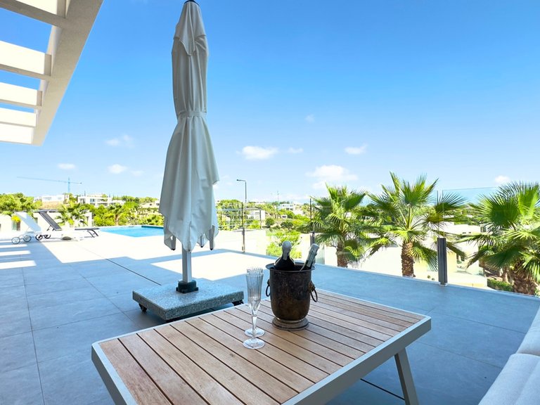 Villa for Sale in Las Colinas, Alicante 37