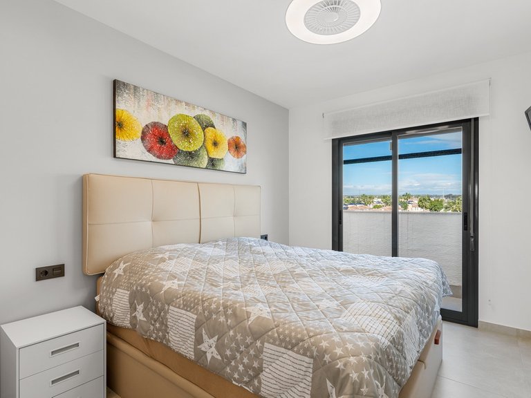 Apartment for Sale in Guardamar Del Segura, Alicante 15