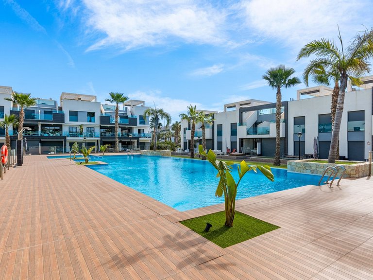 Apartment for Sale in Guardamar Del Segura, Alicante 31