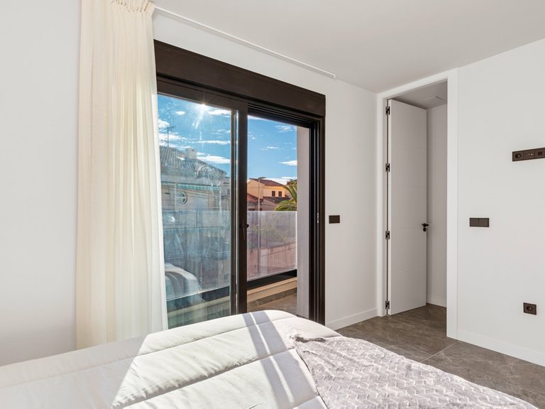 Villa for Sale in Pilar De La Horadada, Alicante 26