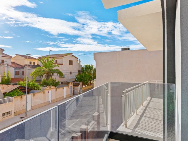 Villa for Sale in Pilar De La Horadada, Alicante 27