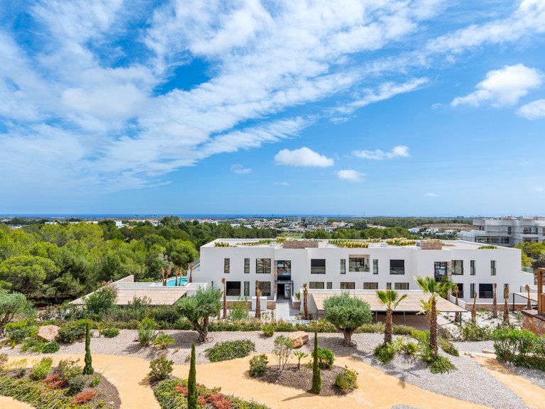 Apartment for Sale in Las Colinas, Alicante 32