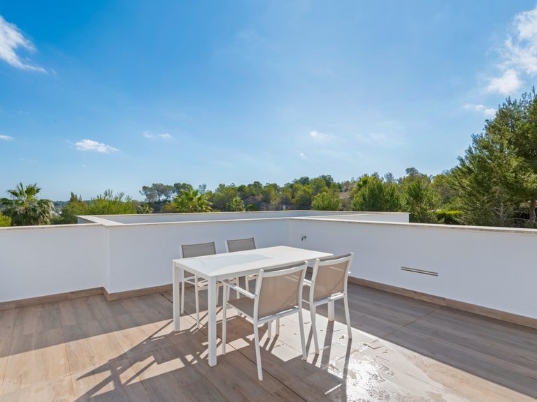 Villa for Sale in Las Colinas, Alicante 5