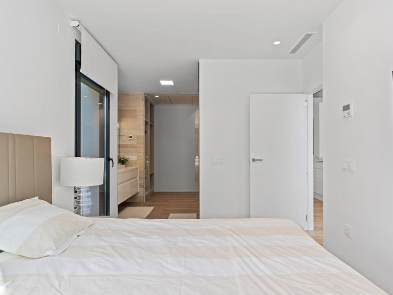 Villa for Sale in Las Colinas, Alicante 16