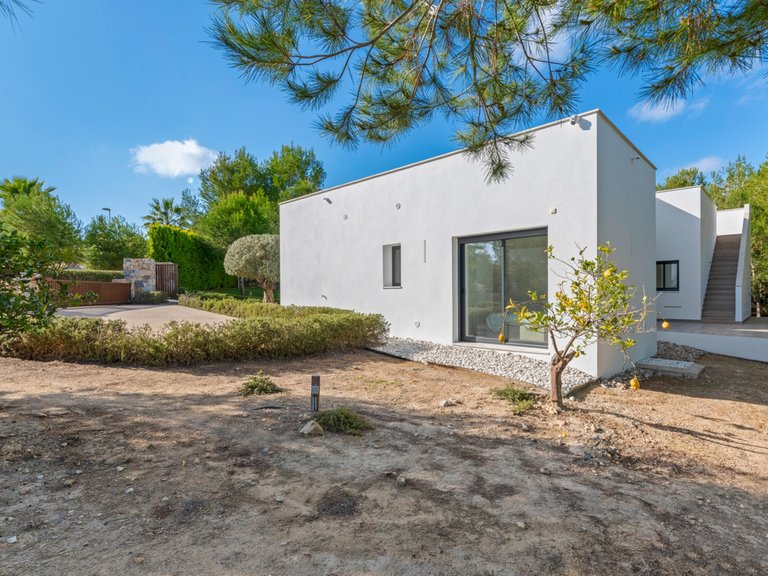 Villa for Sale in Las Colinas, Alicante 31