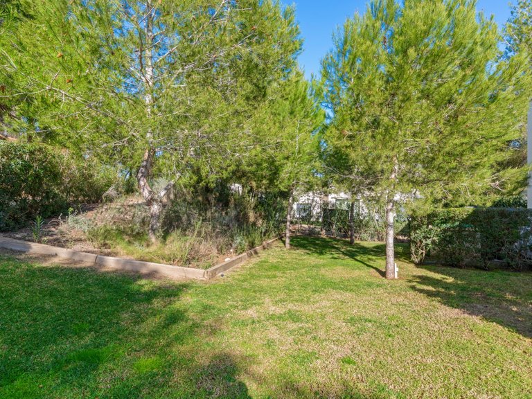 Villa for Sale in Las Colinas, Alicante 39