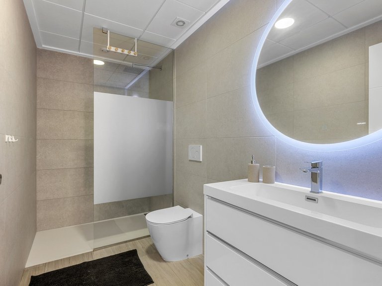 Apartment for Sale in Villamartin, Alicante 18
