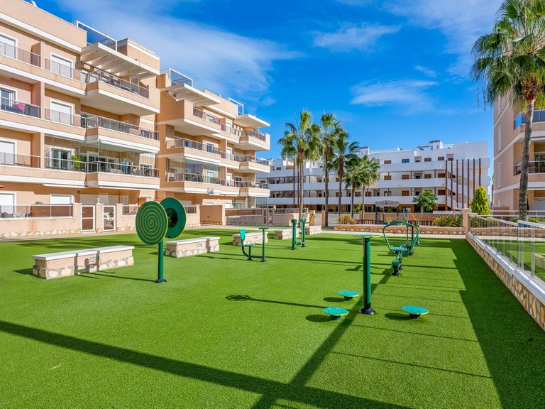 Apartment for Sale in Villamartin, Alicante 31
