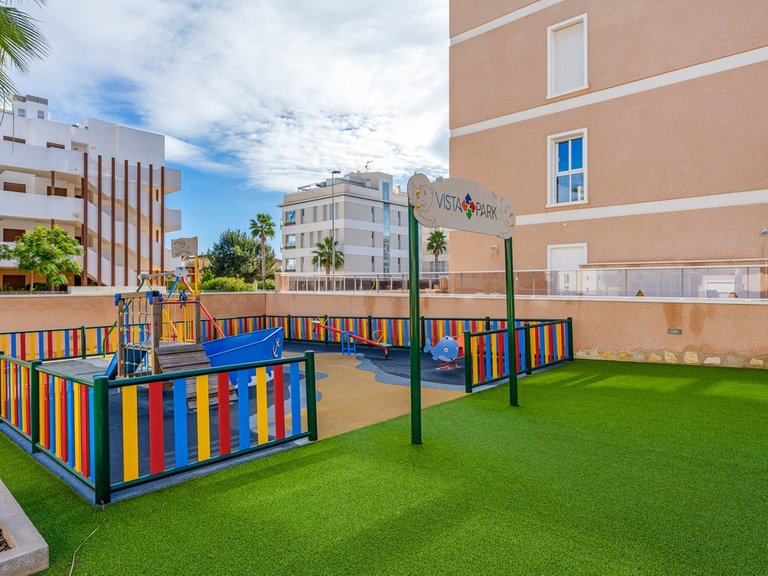 Apartment for Sale in Villamartin, Alicante 33