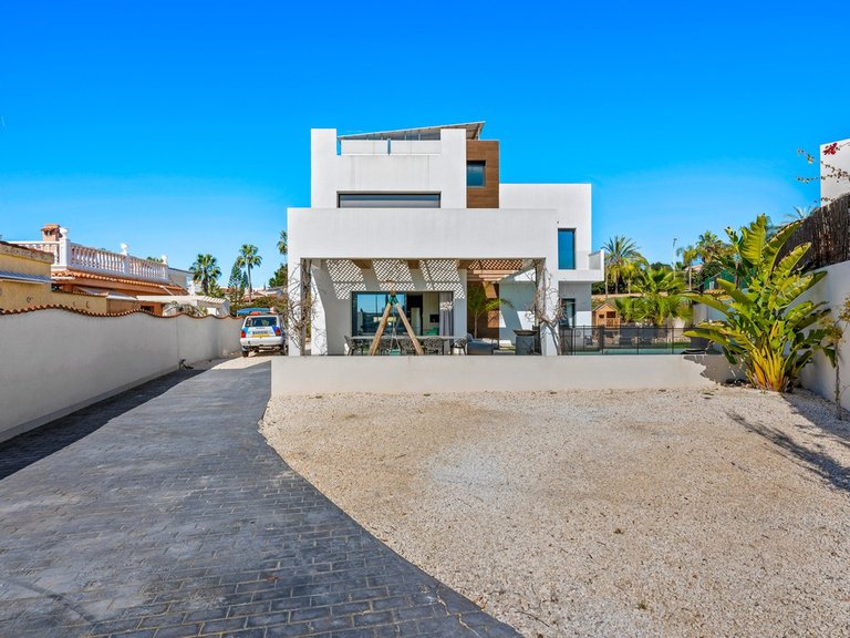 Villa for Sale in Ciudad Quesada, Alicante 5