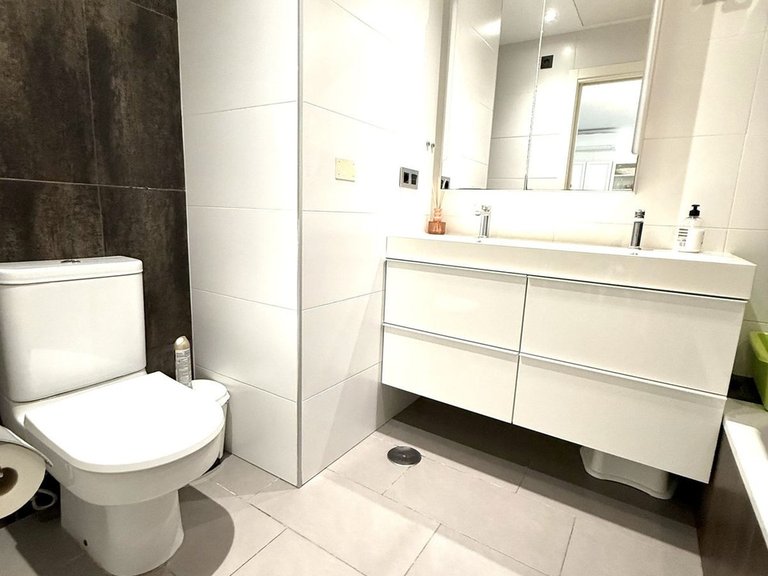 Apartment for Sale in La Zenia, Alicante 11