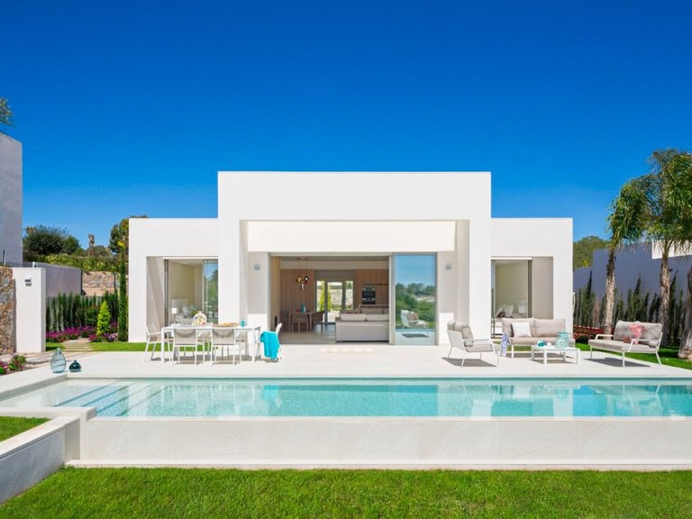 Villa for Sale in Las Colinas, Alicante 1