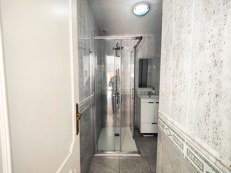 Apartment for Sale in Torrevieja, Alicante 29