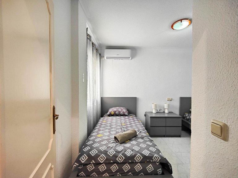 Apartment for Sale in Torrevieja, Alicante 33