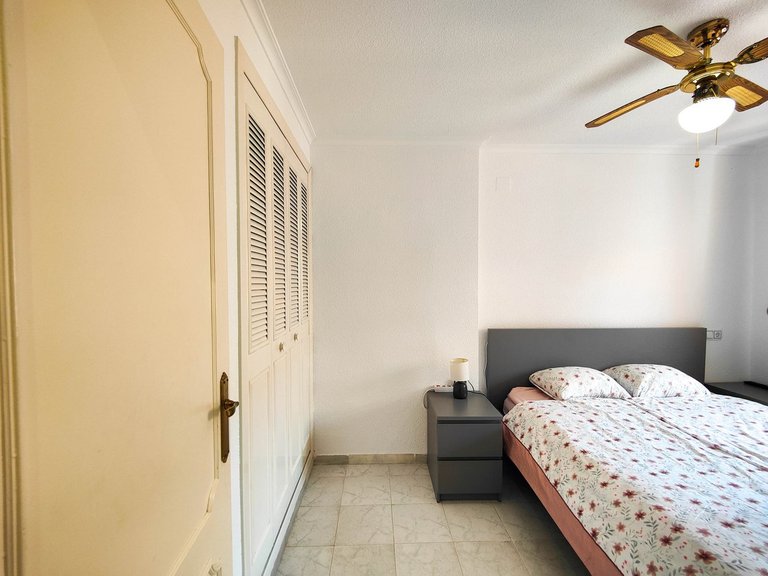 Apartment for Sale in Torrevieja, Alicante 38