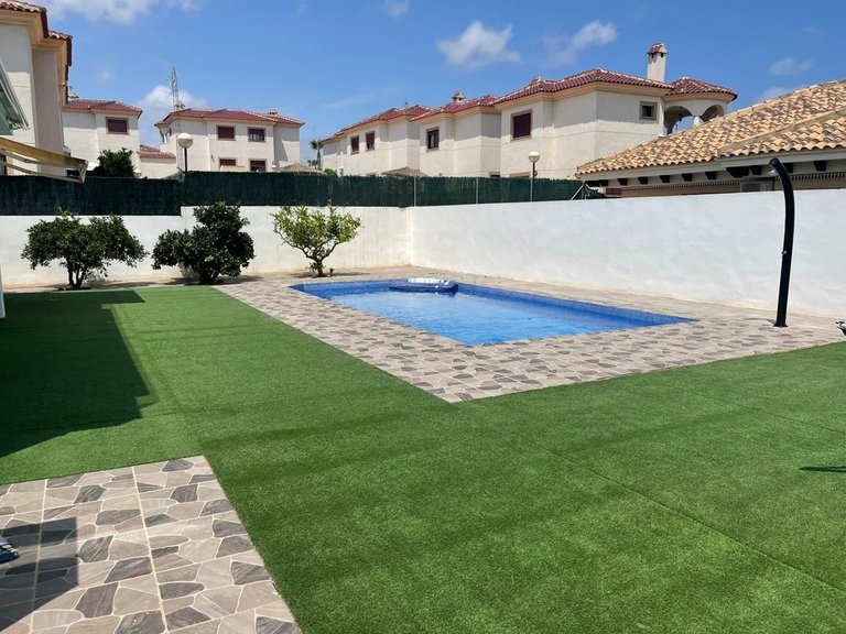 Villa for Sale in Bigastro, Alicante 3