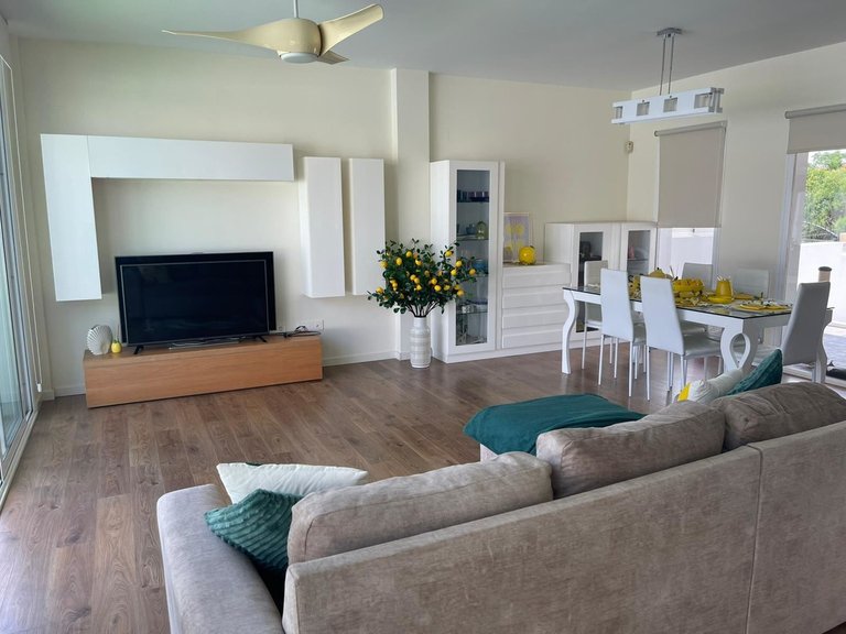 Villa for Sale in Bigastro, Alicante 14