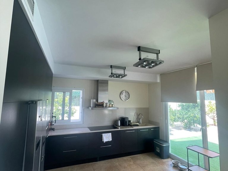 Villa for Sale in Bigastro, Alicante 18
