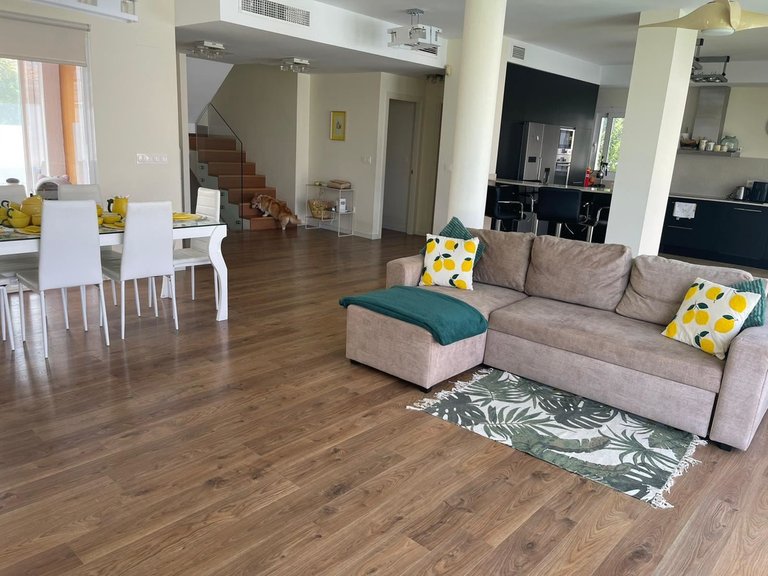 Villa for Sale in Bigastro, Alicante 28