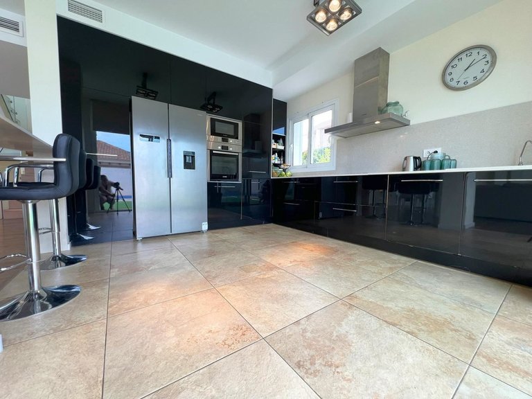 Villa for Sale in Bigastro, Alicante 34