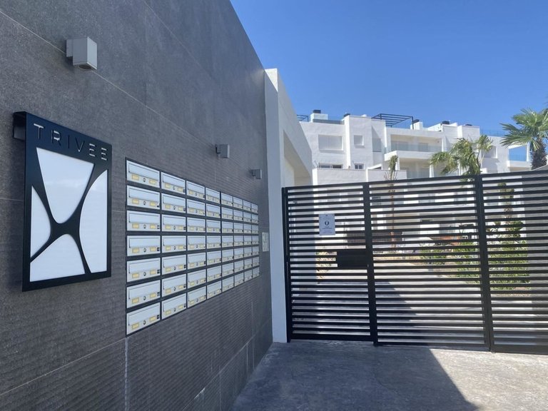 Apartment for Sale in Los Balcones, Alicante 24