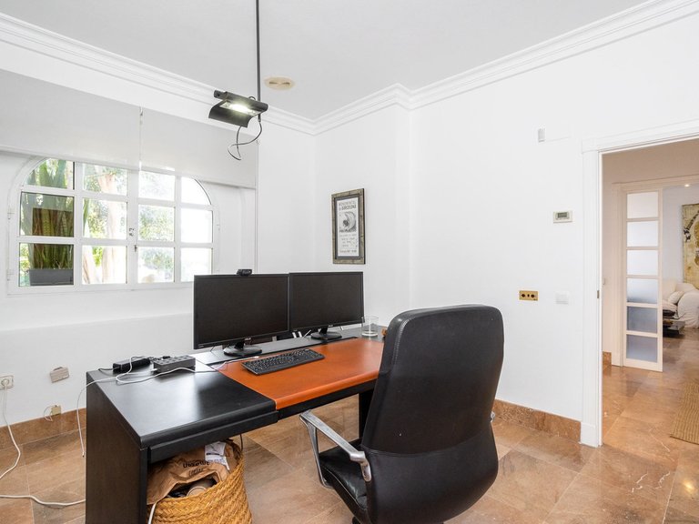 Villa for Sale in Torrevieja, Alicante 23
